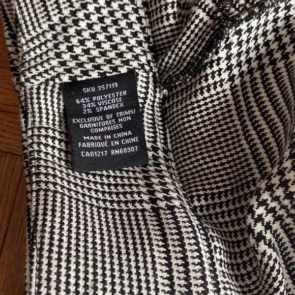 Le Château Houndstooth mini skirt - Picture 3 of 4